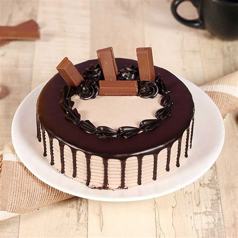 Choco Creamy Kitkat Cake In Mohali And Chandigarh Mohali Bakers