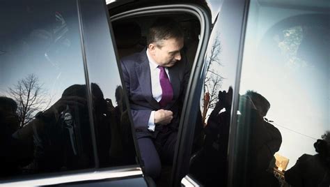 Het ziet er naar uit dat de nederlandse regering van premier mark rutte vandaag zal aftreden. Moeilijk te vinden: reislustige VVD'er die wil regeren met ...