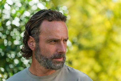 The Walking Dead Showrunner Teasing Ricks Season 8 Death