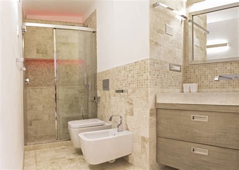 Equilibrio di luci, colori e masse per non rendere opprimente lo spazio. Idee Per Realizzare Un Bagno_ | Frisurentrends 2016