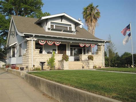 Infrastructure and features of 1910 luxury heritage home home. 1910 Craftsman Bungalow in Whittier, California ...