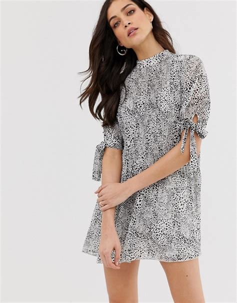 Asos Design Pleated Trapeze Mini Dress With Tie Sleeves In Splodge