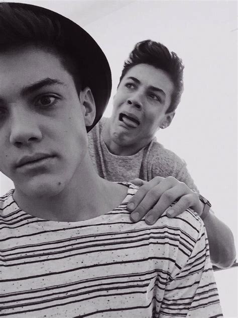 Emma chamberlain q and a dolan twins. Dolan Twin Imagines/Preferences - Your jam in the car ...