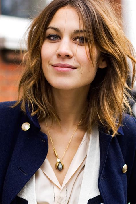 Get short hair without a haircut : Lazy Obsession: hair envy - Alexa Chung