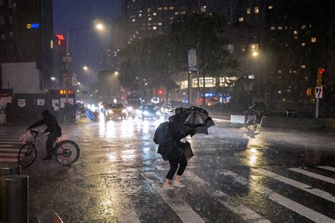 New York: Mindestens 48 Tote durch Unwetter nach Sturm 