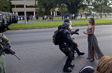 baton rouge protester in flowing dress is identified as ieshia evans daily mail online