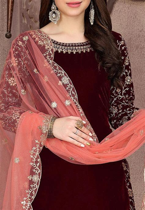 Embroidered Velvet Punjabi Suit In Maroon Kch4622