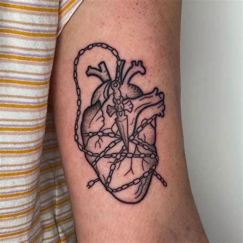 Hunter X Hunter Kurapika Chained Heart Tattoos For Guys Chain Tattoo Inspirational Tattoos