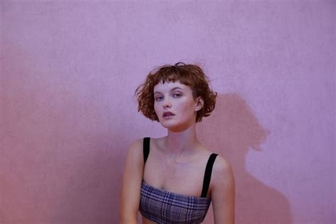 Interview Kacy Hill On Her Debut Album Like A Woman Coup De Main