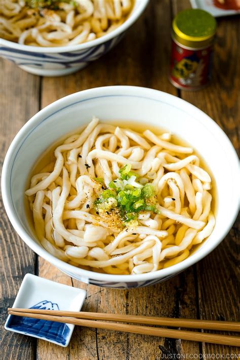 Udon Noodle Soup Kake Udon かけうどん Recipe Udon noodle soup Easy