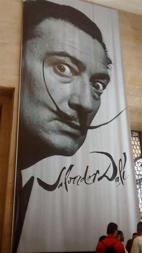 Urbana Real Exposição Surrealismo De Salvador Dalí