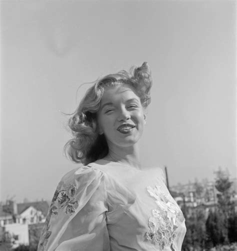 Perfectlymarilynmonroe Marilyn Monroe Photographed By Earl Theisen In