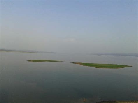 Maharana pratap sagar lake is located in kangra district of himachal. Maharana Pratap Sagar (Kangra) - 2021 What to Know Before ...