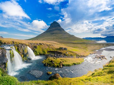 Why Iceland Is the Best Zika-Free Vacation Spot Right Now - Condé Nast ...