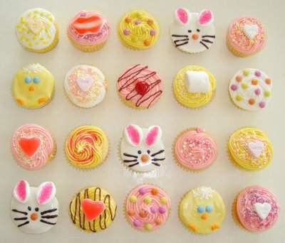 As with larger cakes, frosting and other cake decorations, such as sprinkles, are common on cupcakes. Delicious Easter Cupcakes Ideas, Easter Cupcakes For Kids ...