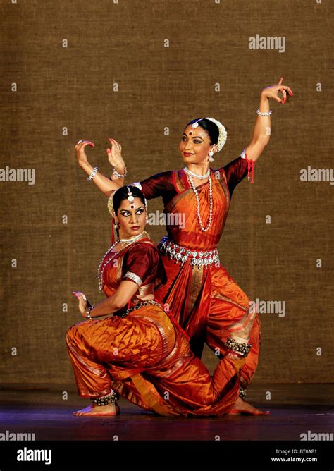 Odissi Classical Dance Hi Res Stock Photography And Images Alamy
