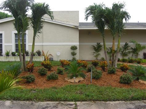 Your landscaping services professionals in the miami, fl area. Gallery | All In Facility Maintenance Service, LLC