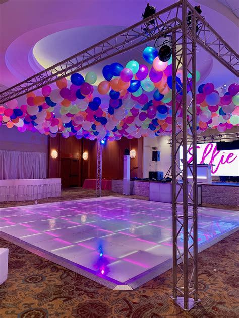 The only limit is your creative however, latex balloons are a lot more versatile and easier to work with. Balloon Ceiling | Balloon ceiling, Balloons, Ceiling