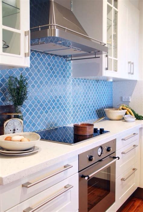 beach glass tile backsplash ideas ~ 25 stylish kitchen tile backsplash ideas