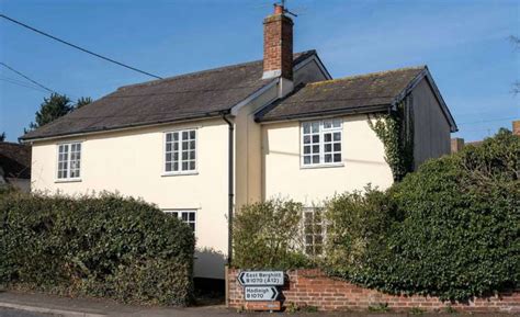 Hadleigh Property Of The Week Heathcote House Raydon Property Of The
