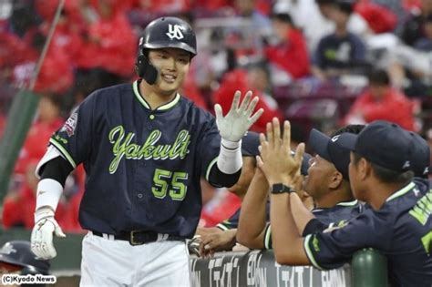 ヤクルト連敗ストップ 復帰の山田哲3安打＆村上3打点、小川4勝目！ Mixiニュース