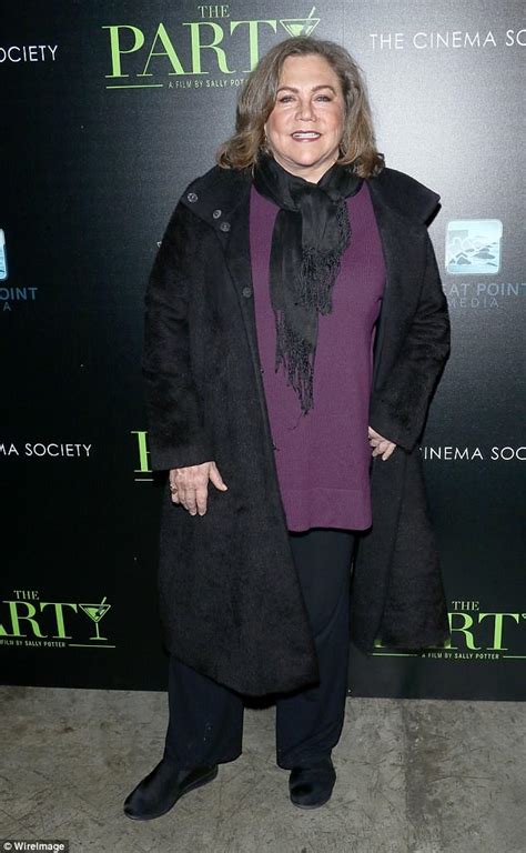 Kathleen Turner is still called 'dad' by Friends star ...