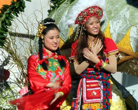 Traditional Costumes Of China