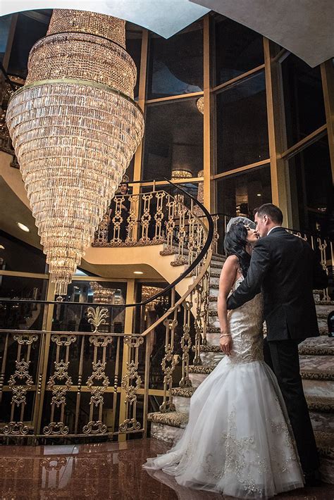 Windows on the lake is one of the only wedding venues on long island that can provide spectacular sparkling displays for your. Pin by LeonardsPalazzo on Elegant Weddings at Leonard's Palazzo | Wedding venues long island ...