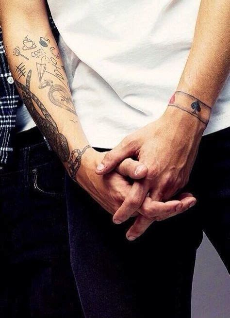 Louis Updates ‏louis1dupdates Can We Talk About His Hands Louis