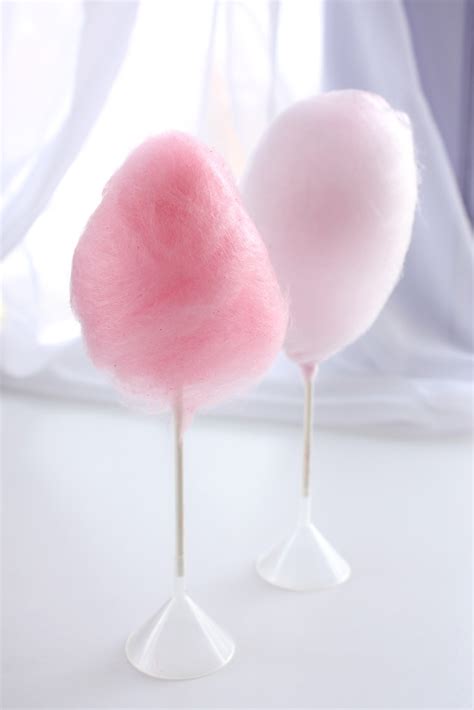 The Everyday Posh Cotton Candy Cake Pops