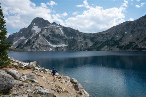 Trail Guide Hiking To Sawtooth Lake In Idaho Bearfoot Theory