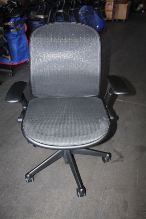 Used Office Chairs Knoll Chadwick Task Chairs Black At Furniture Finders