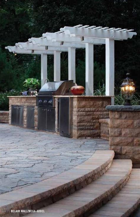 Pergola Over Grill Belgard Pavers Around The Grill Aire Libre