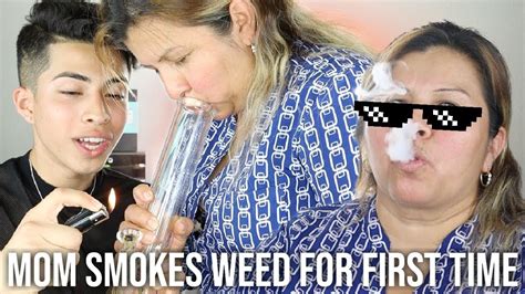 Mexican Mom Smokes Weed For The First Time Youtube