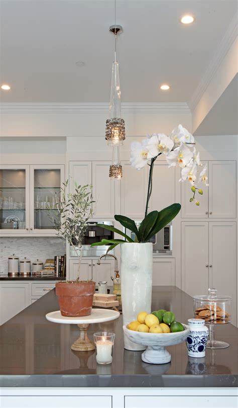 Based on strong, sophisticated, clean aesthetics, starr's uncompromising attention to. Sky's the Limit with Shelley Starr — DESIGN ON TAP