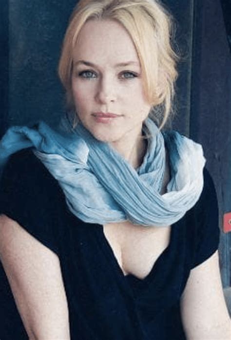 Susie Porter Biography Height And Life Story Super Stars Bio