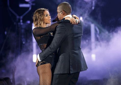Beyoncé And Jay Z’s Sultry Dance Makes A Case For Marriage The New York Times