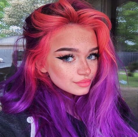 Laura в Instagram Life Be Going 2 Mph Rn Neon Hair Split Dyed