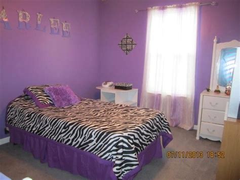 See more ideas about zebra print bedroom, zebra bedroom, bedroom decor. Fun bedroom! Purple gives the room a young vibe! The Zebra ...