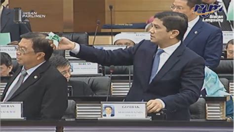 Persidangan itu telah diadakan di dewan tuanku abdul rahman, kuala lumpur. .: Perang besar di parlimen hari ini