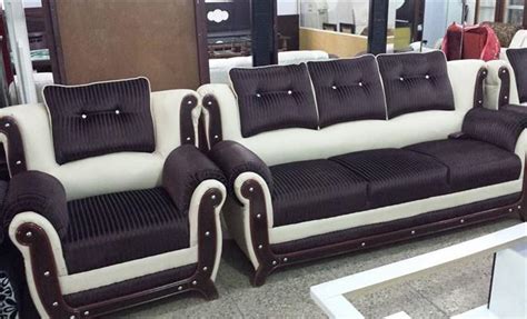 You must make a selection as per the size of your room. Sofa Set by Salman Hayat Furniture : 9 pics