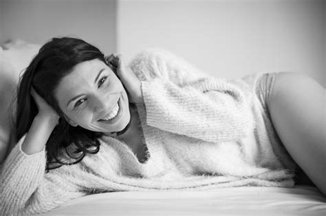 Séance boudoir cocconing au studio Photographe Pays de la Loire