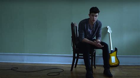 Shawn Mendes Proves Why Hes The Perfect Guy In His New Music Video