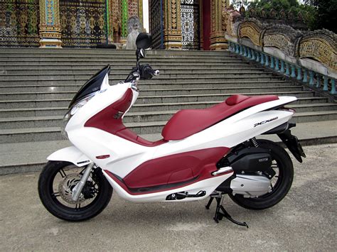 This honda pcx150 has been left stock. PCX150を中古で購入する方必見! 中古PCX150の基礎知識まとめ｜