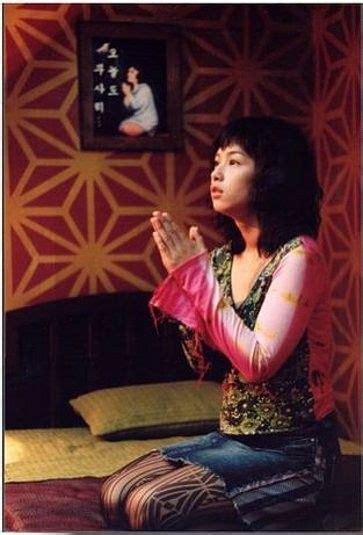Korean movies, thriller movies, crime thrillers, mysteries. Mido (Kang Hye-Jung) en OldBoy, 2003 | Oldboy movie ...