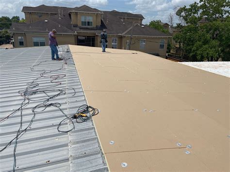 Tpo Metal Retrofit Roof Installation Houston Hhh Roofing And Construction