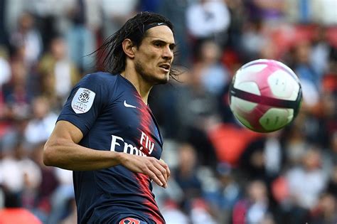 Over the season, i have developed a great affection for the club and everything that it represents. PSG : que signifie la nouvelle célébration d'Edinson Cavani