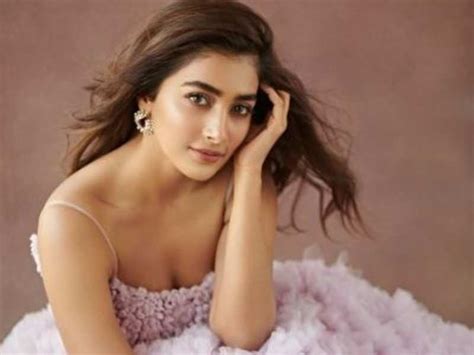 Pooja Hegde Engages In Word Play In Response To A Fans Request For A