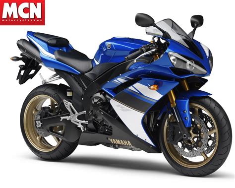 Battlax bt023 dual compound tires, n stock wheels chain recently replaced by del amo motorsports. New colours for the 2008 Yamaha R1 motorcycle | MCN