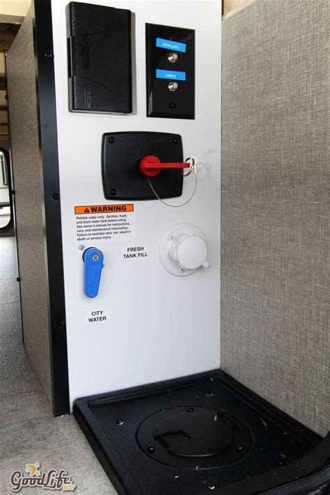 2020 grand design transcend 221rb. 2020 Grand Design Transcend XPLOR 221RB Lite/Hybrid - Good ...
